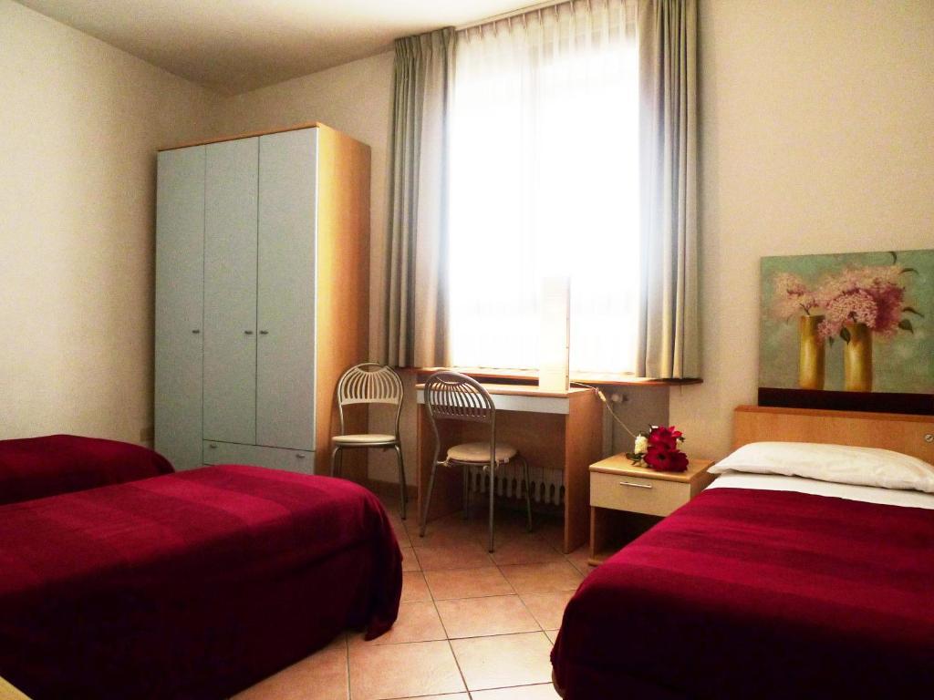 Pensión Girasole House 3*